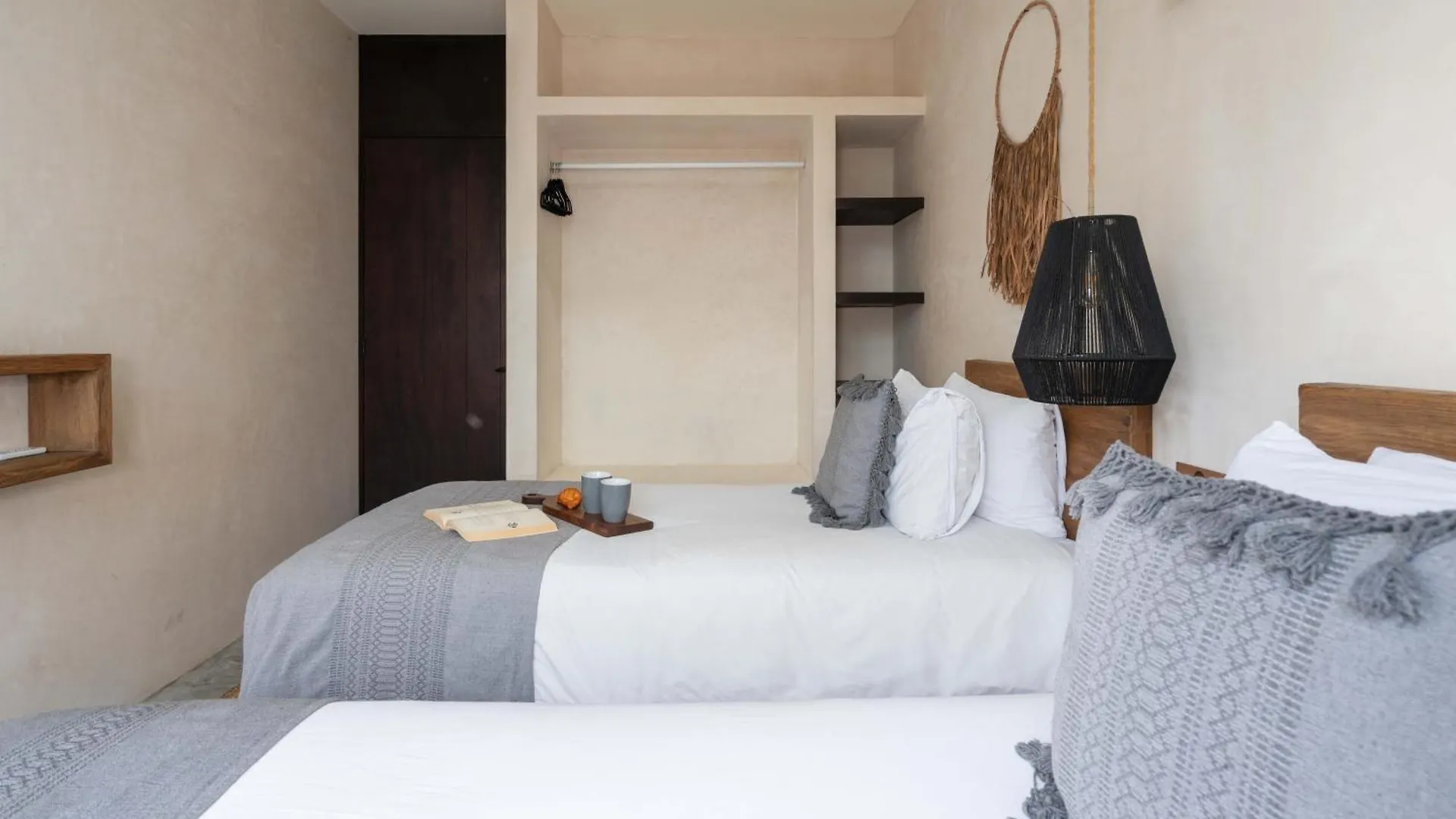 2 Bohemian Bliss Villas-2 Pv Pool-Concierge 1A-1B 툴룸 빌라